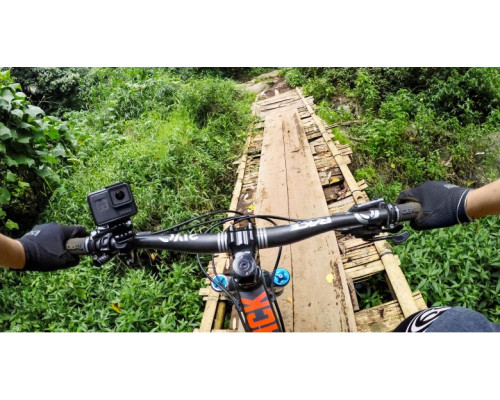 GoPro HERO10 Driving Bundle